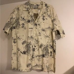 Roundtree & Yorke Button Down Short Sleeve Shirt for Dad New With Tag